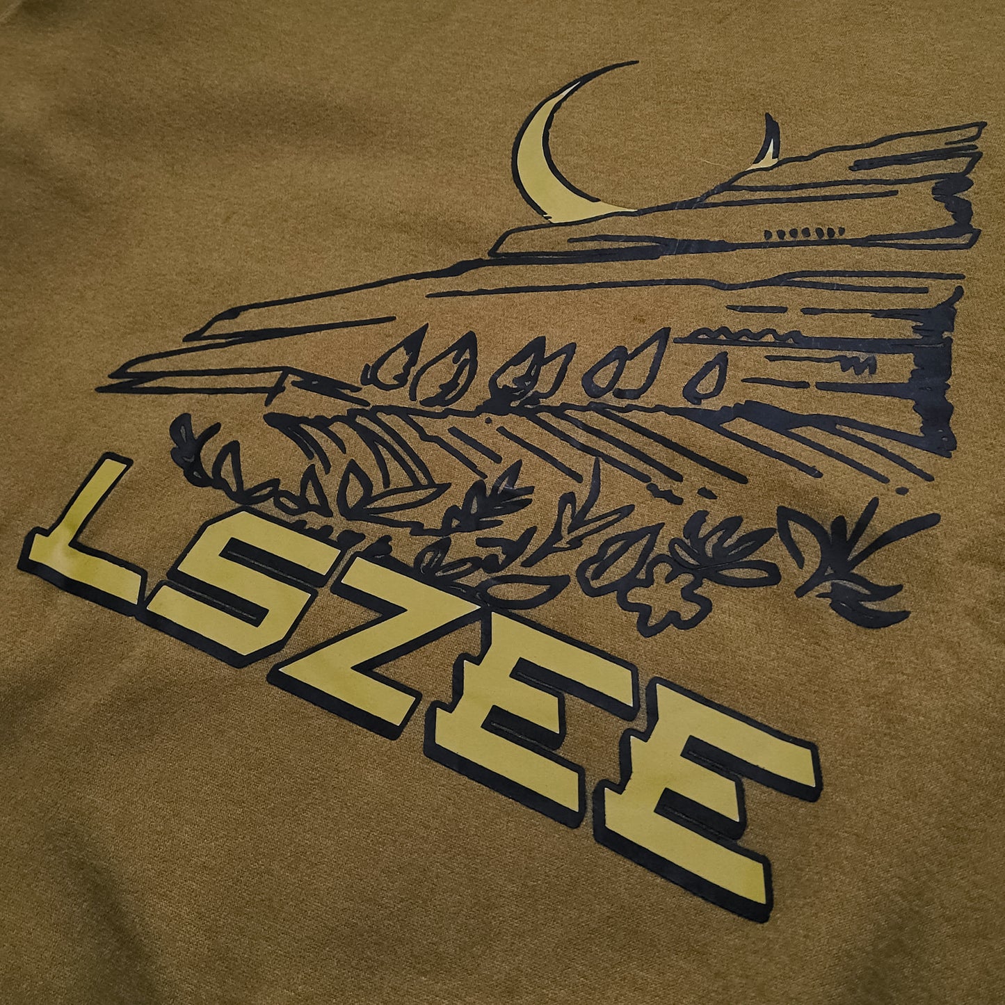 Avail 11/29 @ 11:11am PT - LSZEE - RRX Crewneck